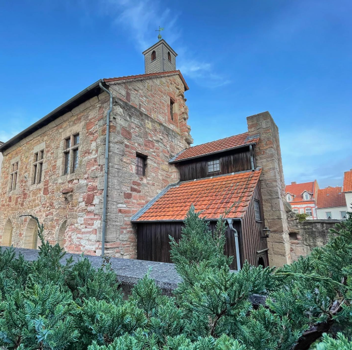 Фото монастырской пивоварни из официальной страницы в нельзяграмме