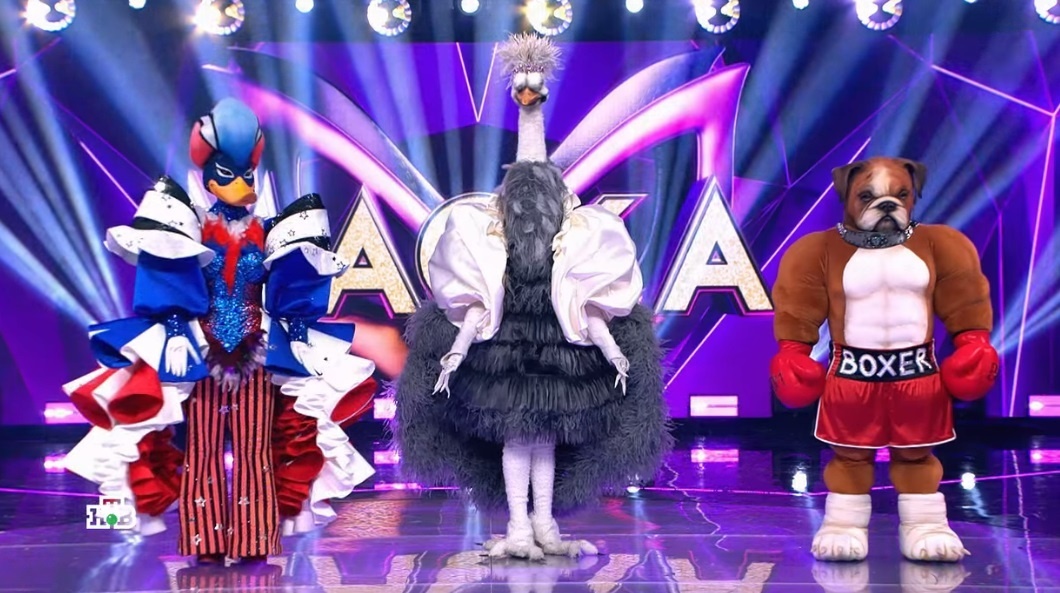 Кадр из десятого выпуска шестого сезона Шоу Маска