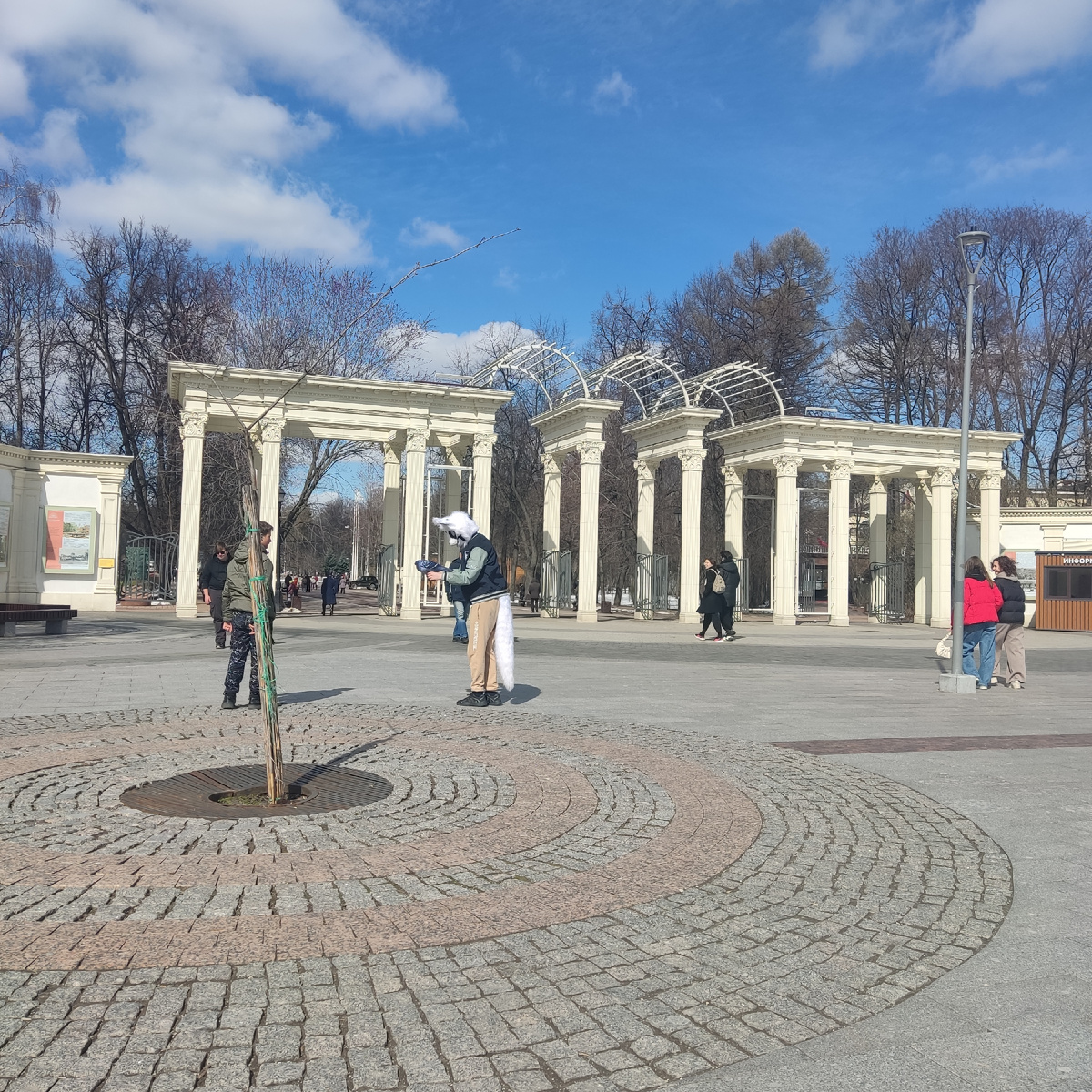 Вход в парк. 