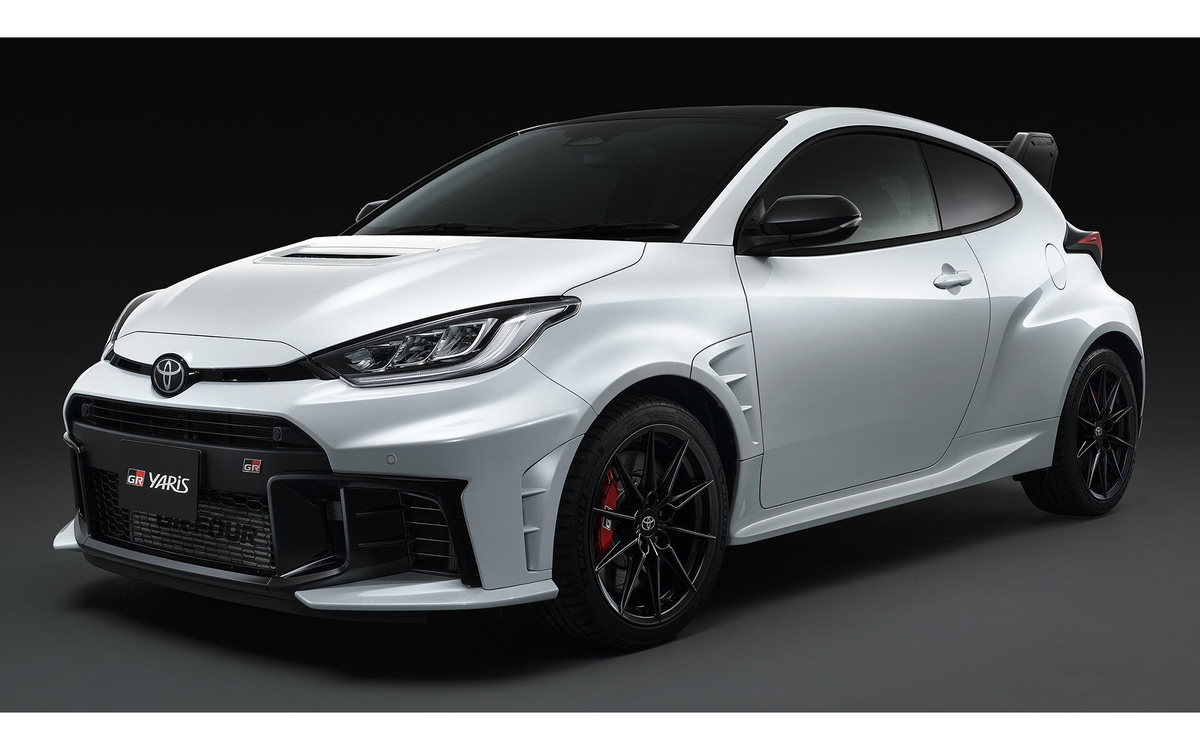Toyota GR Yaris в обвесе Aero Performance Package