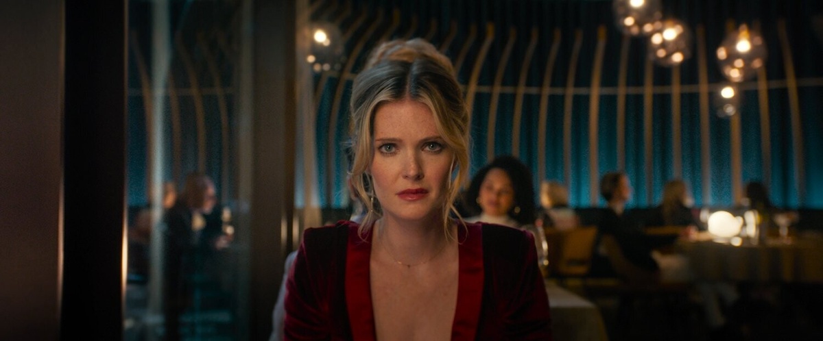 В "типичности" он толк знает, самые прям вот типовые фильмы штампует))