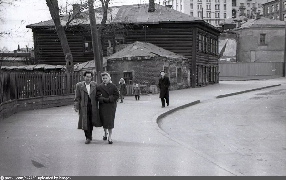 Банный переулок, 1957 - 1960 г. Источник https://pastvu.com/p/647439.