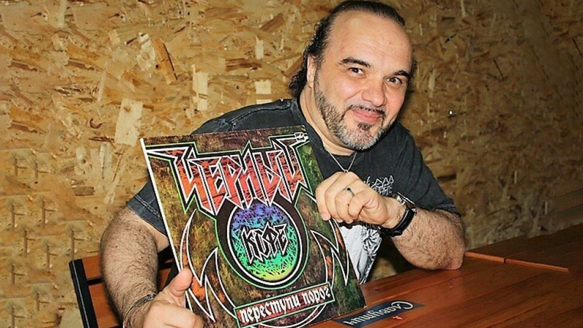 Дмитрий Варшавский с альбомом "Переступи порог"