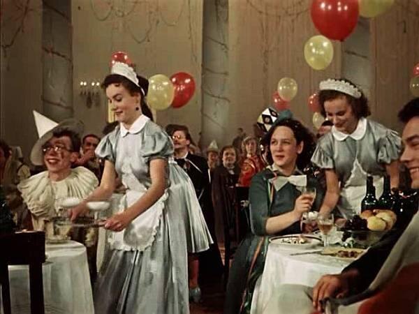 Кадр из кинофильма "Карнавальная ночь", 1956