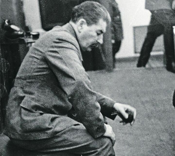  ВОЖДЬ  ОТЕЧЕСТВА  СТАЛИН И.В.  в  ТРАГИЧЕСКИЕ  ДНИ  ФАШИСТСКОГО НАШЕСТВИЯ 1941 г.