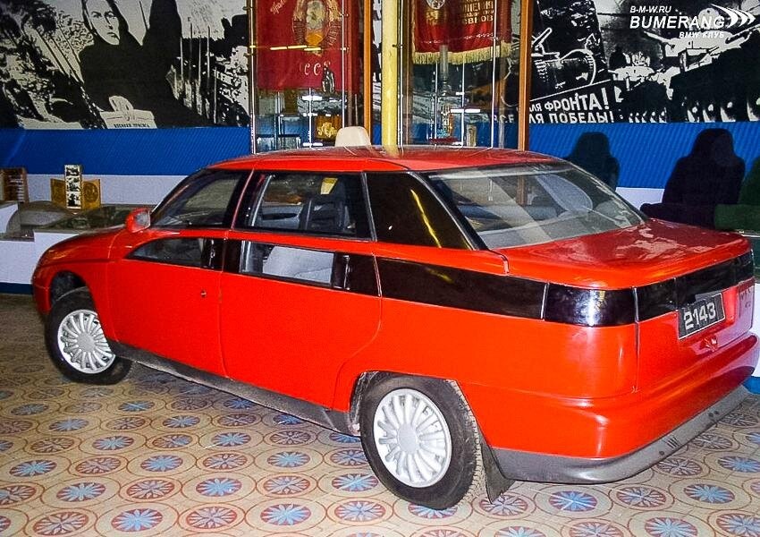 АЗЛК-2143 «Яуза». Источник иллюстрации - Яндекс.Картинки