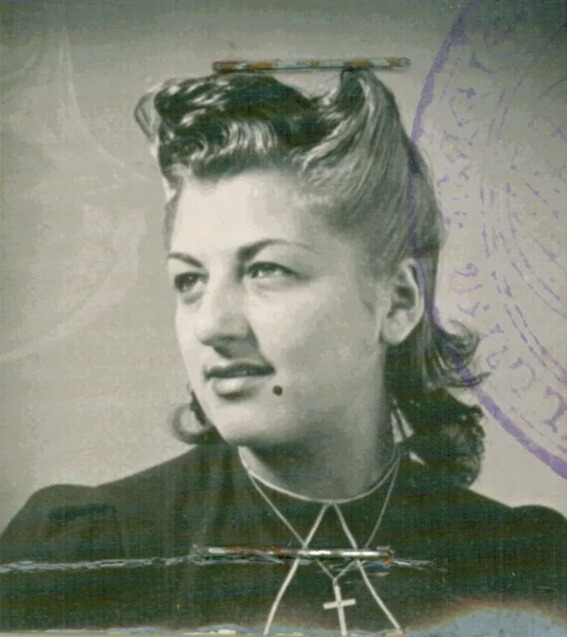 Клара Провизор вскоре после своего 21-летия | Источник изображения: Kazerne Dossin