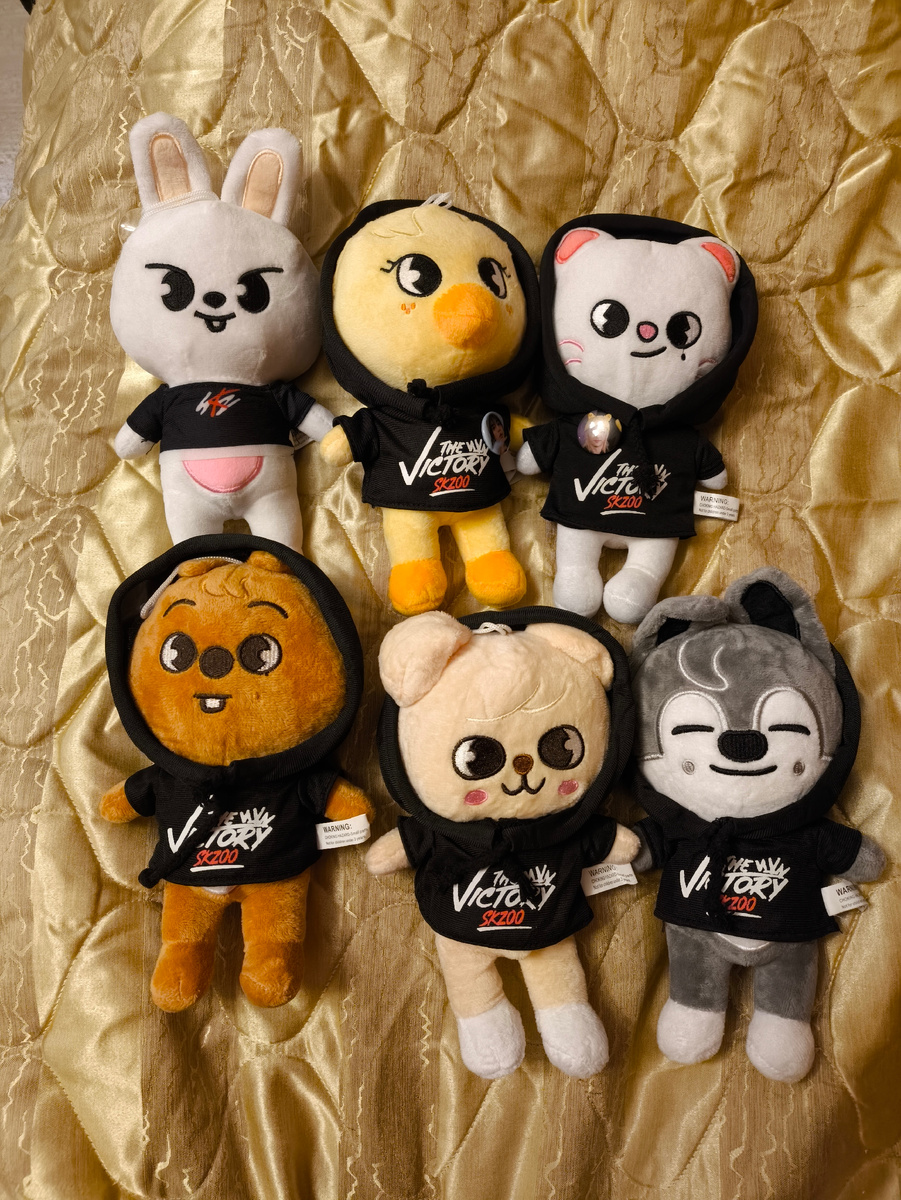 Плюшевые   Stray kids! 