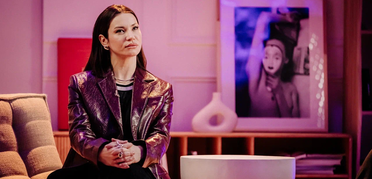 Одну из ролей в сериале сыграла Ида Галич