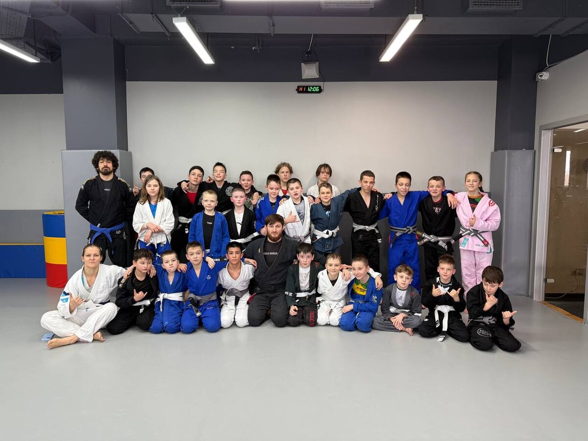 Сегодня спортсмены нашего клуба уже традиционно посетили День Борьбы в клубе Marcelo Garcia Jiu-Jitsu @arturustarkhanovbjjБольшое спасибо black belt Артуру Устарханову @Artur_Jiu за приглашение!