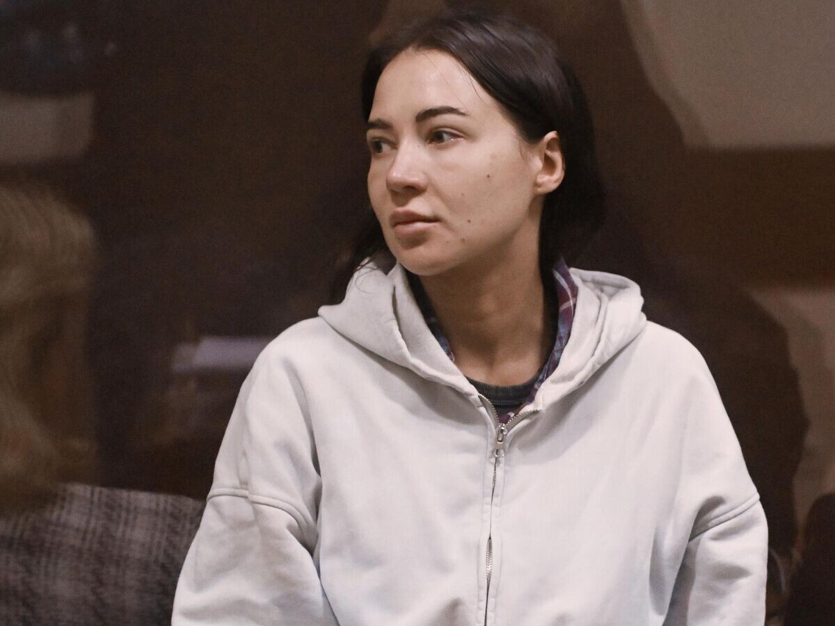    Блогер Валерия Чекалина, обвиняемая в незаконных валютных операциях с использованием подложных документов, на заседании в Троицком районном суде в Москве© РИА Новости / Михаил Воскресенский