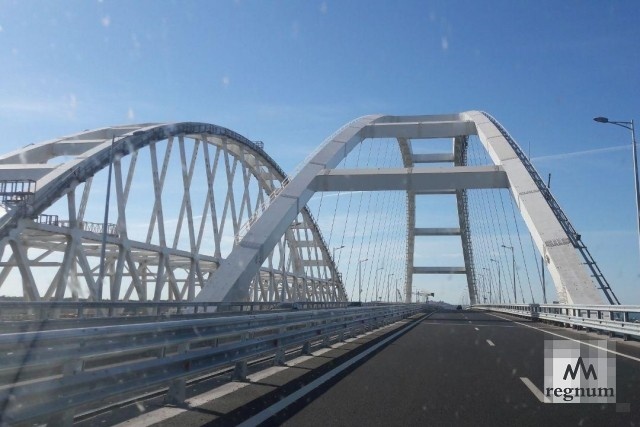    Крымский мост / Источник: © ИА REGNUM