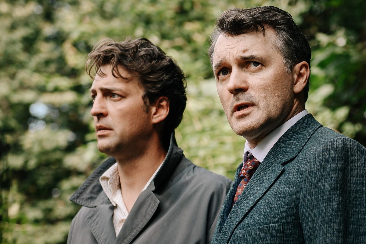 Иван Колесников и Павел Трубинер "Разящий луч"