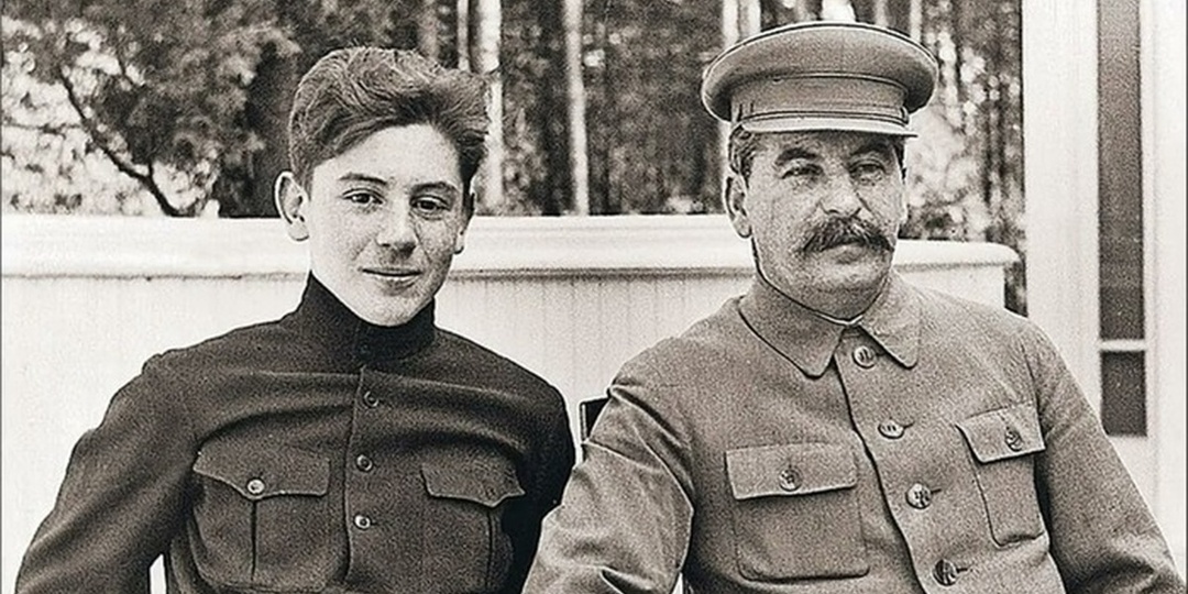 Василий Сталин, сын советскоподданного