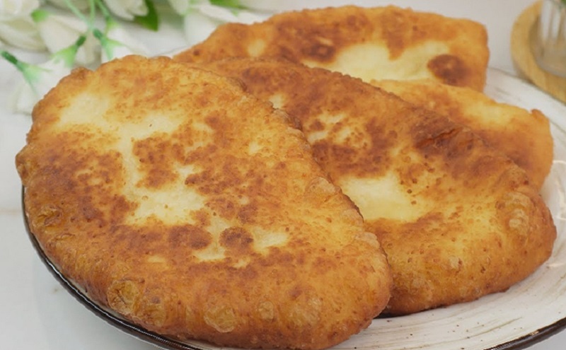 Особые пирожки-лепешки за 3 минуты: быстрое и вкусное угощение без дрожжей