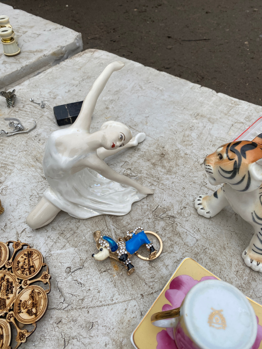 В основе сюжета - татарский фольклор. Красивая лесная сказка о любви и победе добра над злом.