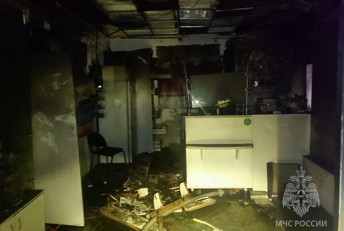    Площадь пожара составила 20 кв метров