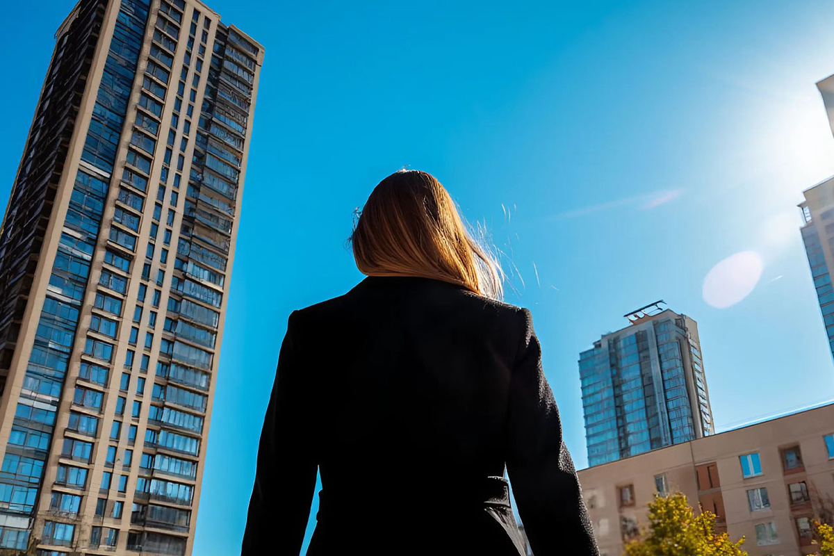 Женщина должна была получить от 16 до 36 «квадратов» еще в 2015 году.  Фото: Изображение сгенерировано нейросетью Kandinsky 3.1