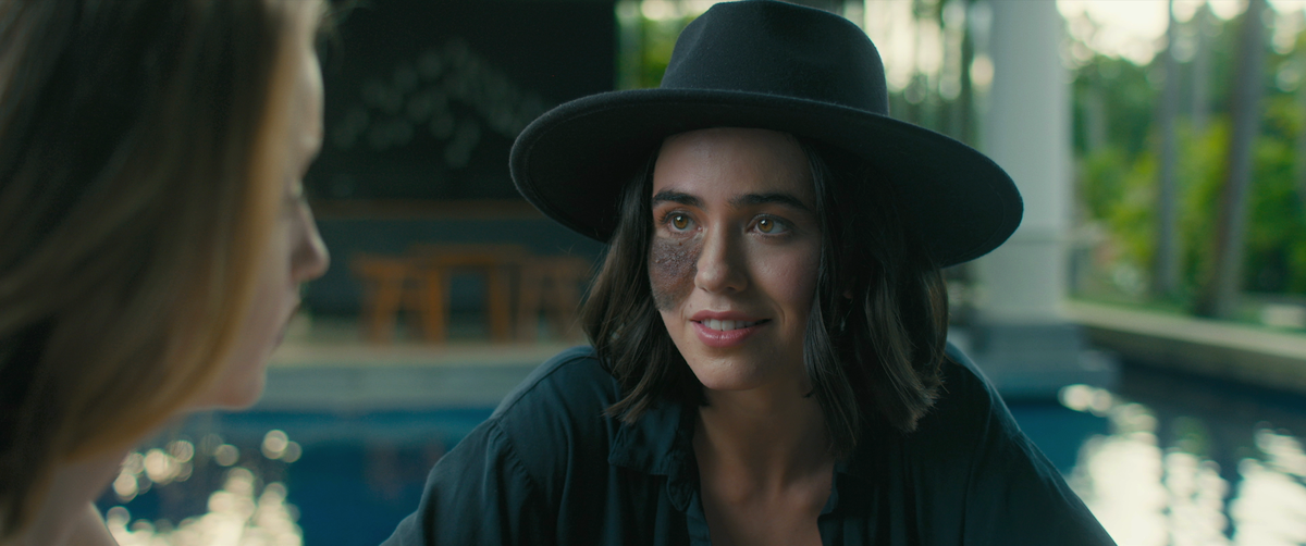 Кадр из фильма "Остров иллюзий", 2022