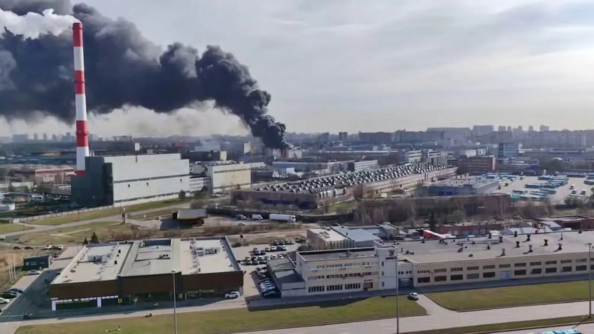    Фото: скрин видео из Telegram-канала «Мегаполис | ДТП и ЧП | Санкт-Петербург | Питер»