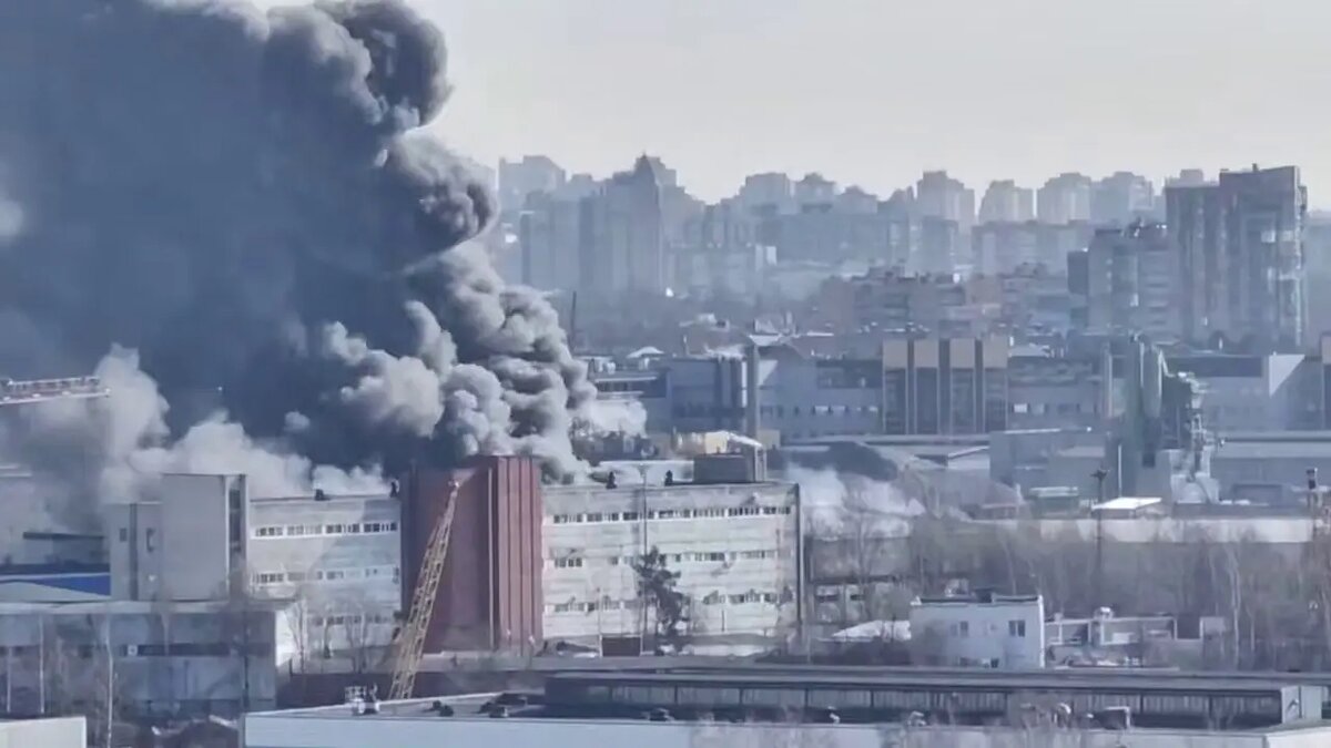    Фото: скрин видео из Telegram-канала «Мегаполис | ДТП и ЧП | Санкт-Петербург | Питер»