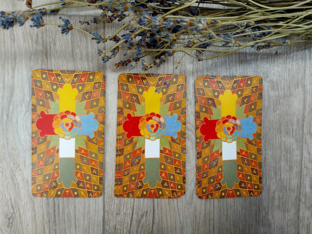 Слева направо: 1,2,3