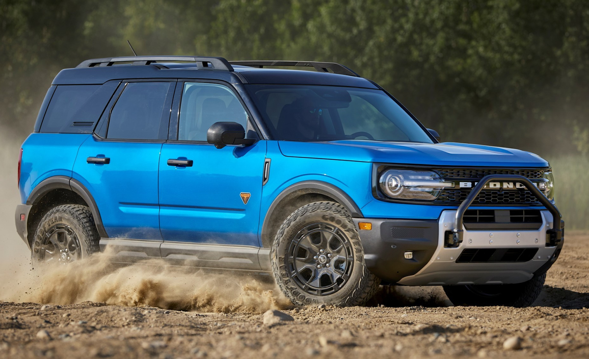 Ford Bronco Sport 2025 модельного года с внедорожным пакетом специальных опций
