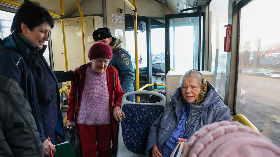     МЧС: более 770 человек отселены из курского приграничья с 12 марта Алексей Белкин/NEWS.ru/ТАСС