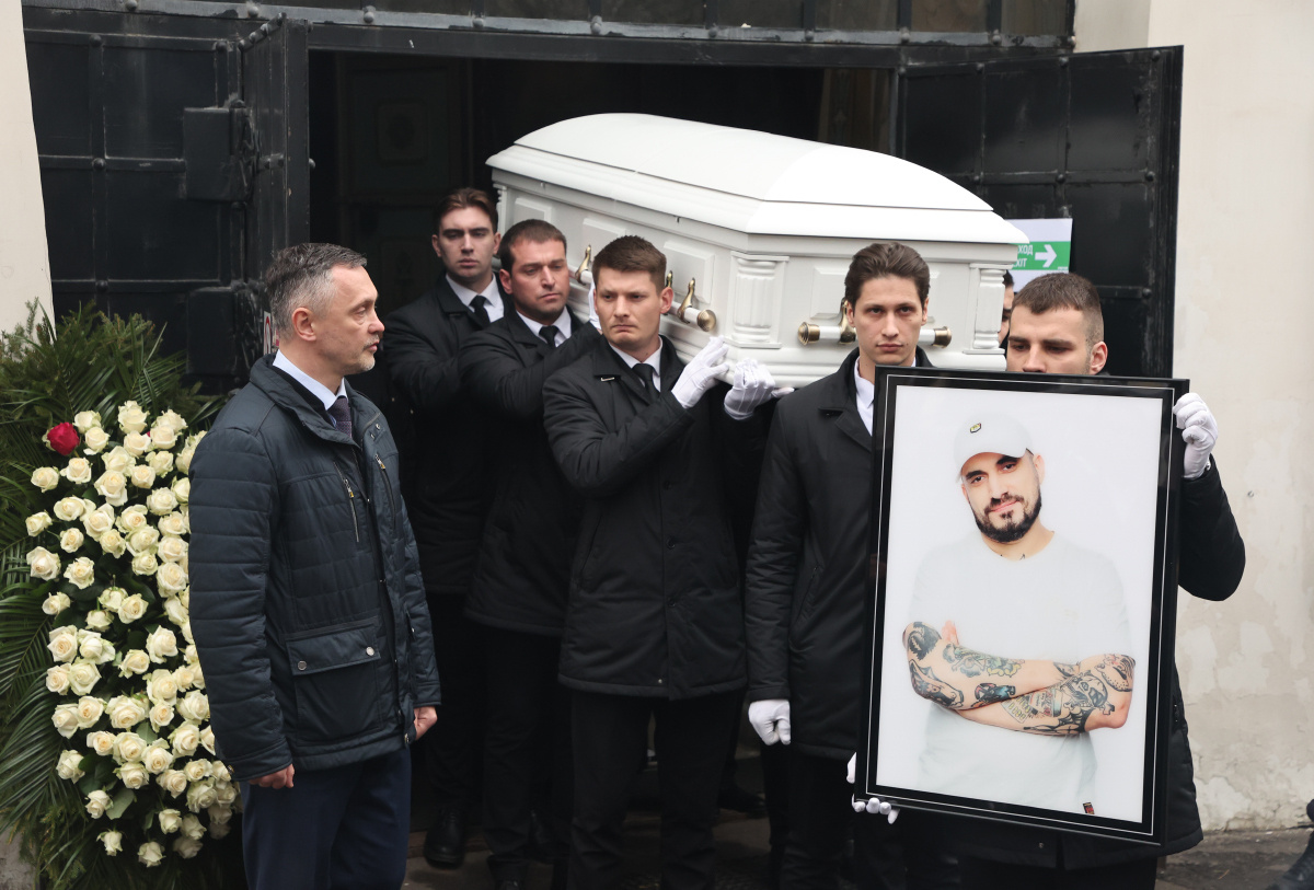    Похороны Паши Техника в Москве   
Фото: Belkin Alexey / Globallookpress.com