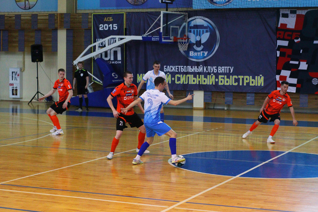    Сборная Кировской области по футзалу проиграла «Новой Генерации»