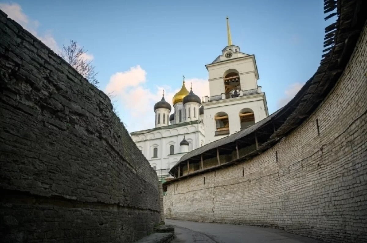    Дорога к храму.