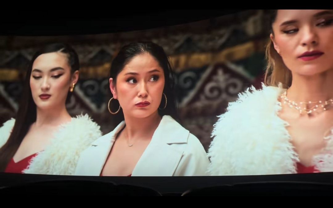    Скрин кадра из фильма "Патруль". Гульнара Сильбаева в центре