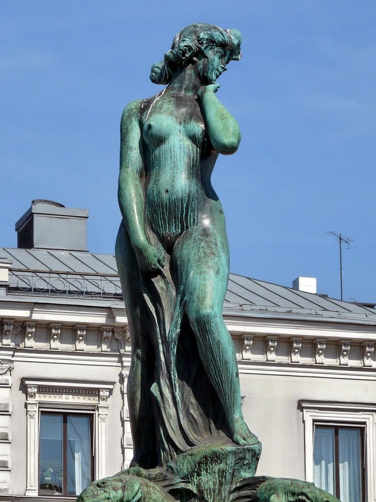 Havis Amanda — фонтан на Рыночной площади города Хельсинки возле парка Эспланады, установленный в 1908 году. Одно из самых известных произведений финского скульптора Вилле Вальгрена. Символ Хельсинки.