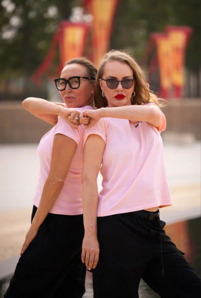 Мария Малиновская и Марина Садкова, кадр с шоу Сокровища императора 2 