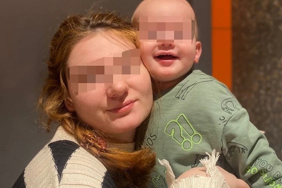 Девушка боится, что у нее заберут сына. Фото: КП - Санкт-Петербург