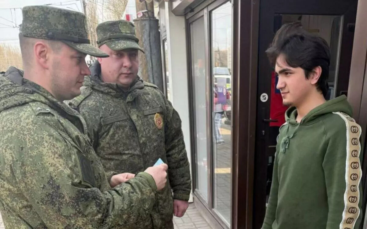    В Воронежской области на воинский учет поставили более 200 «новых граждан» Военный следственный отдел по воронежскому гарнизону