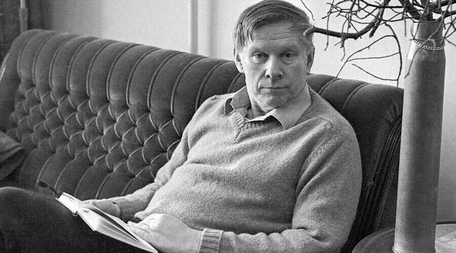 Василь Владимирович БЫКОВ (19.06.1924 – 22.06.2003)