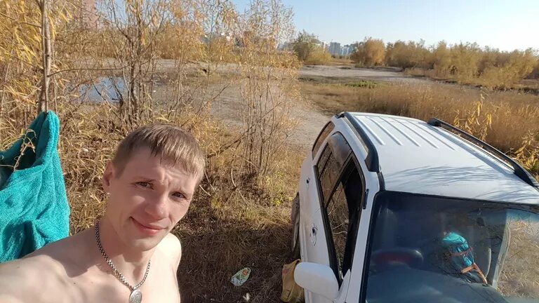 © Фото : из личного архива Игоря Ермакова
Игорь Ермаков рядом со своей машиной