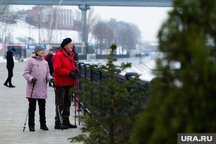 Правительство РФ планирует начать активно вовлекать пенсионеров в занятия спортом. Фото: Руслан Яроцкий © URA.RU