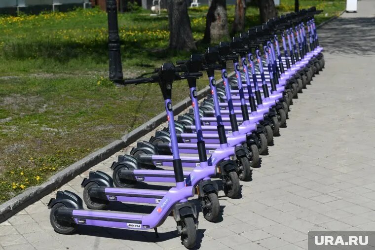 Самокаты будут на вечном ходу. Фото: Владимир Жабриков © URA.RU