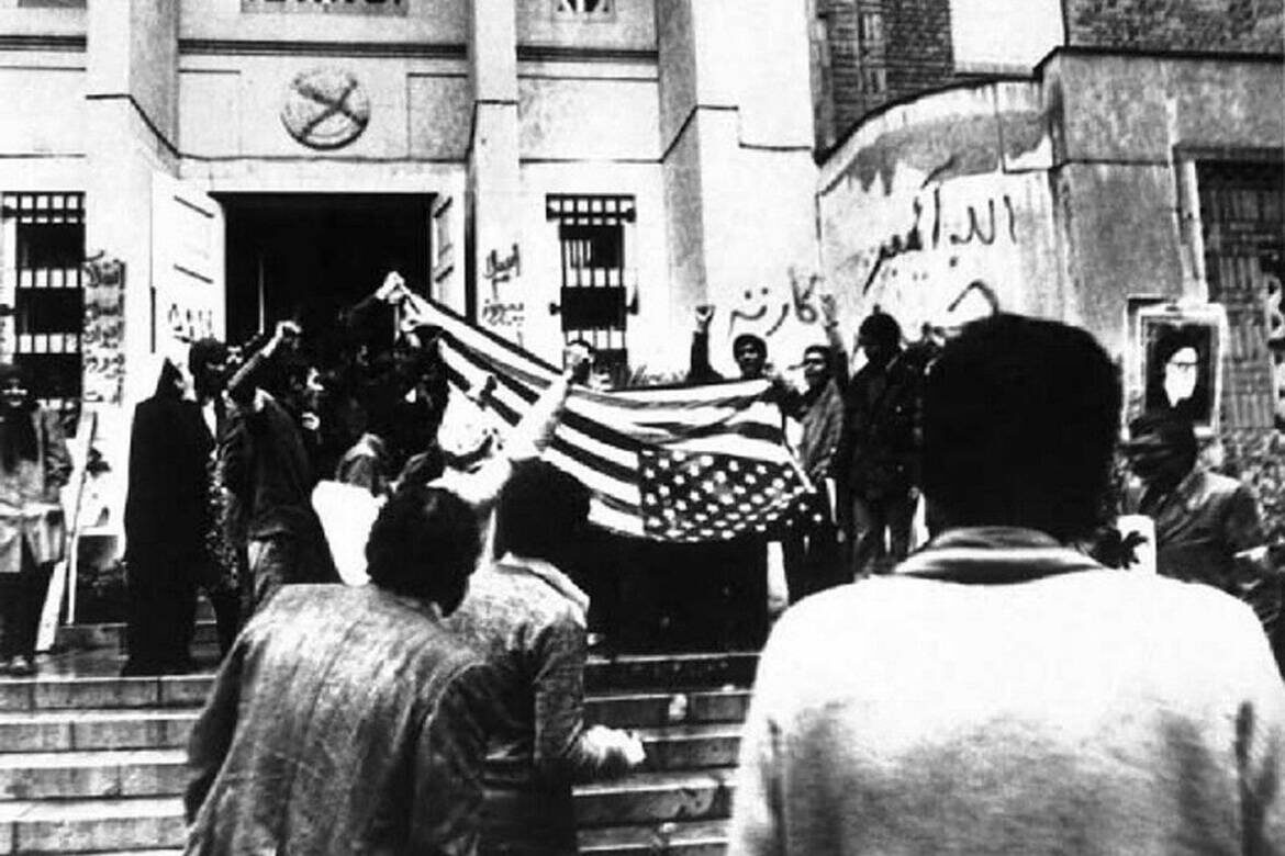 Захват американского посольства в Тегеране в 1979 году стал поводом для развертывания широкомасштабной экономической блокадыФото: © Government of Islamic Republic, Public Domain, commons.wikimedia.org
