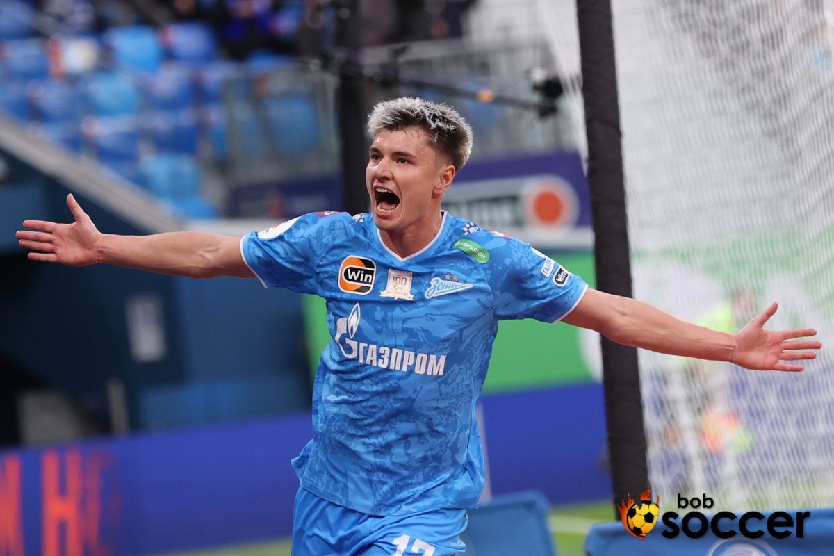    «Зенит» еще ничего не выигралАлексей Андрианов