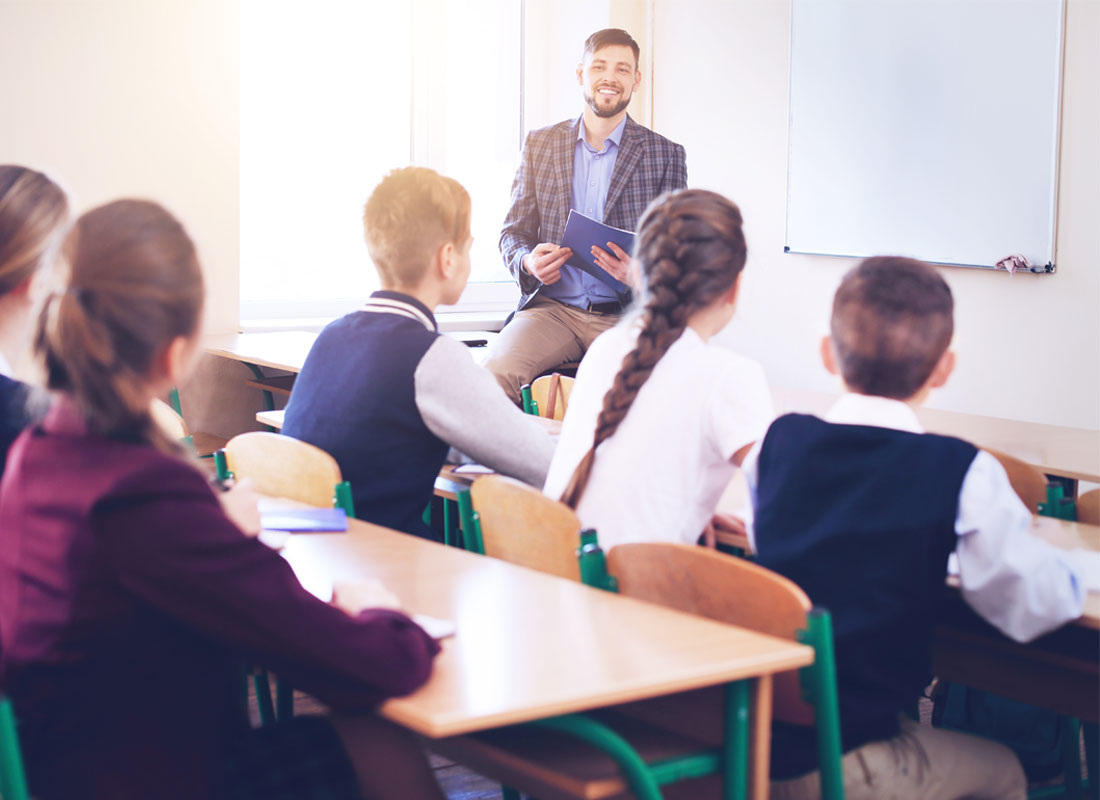    Может ли ребенок записать учителя на видео?