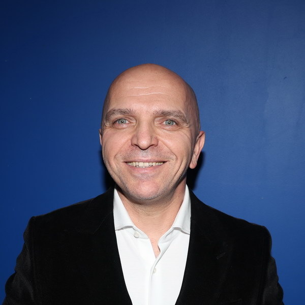     Александр Шоуа потерял голос из-за ухода Дарьи Храмовой из «Непары»