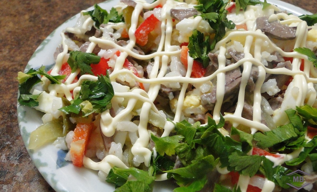 Вкусный салат понравится с первой пробы