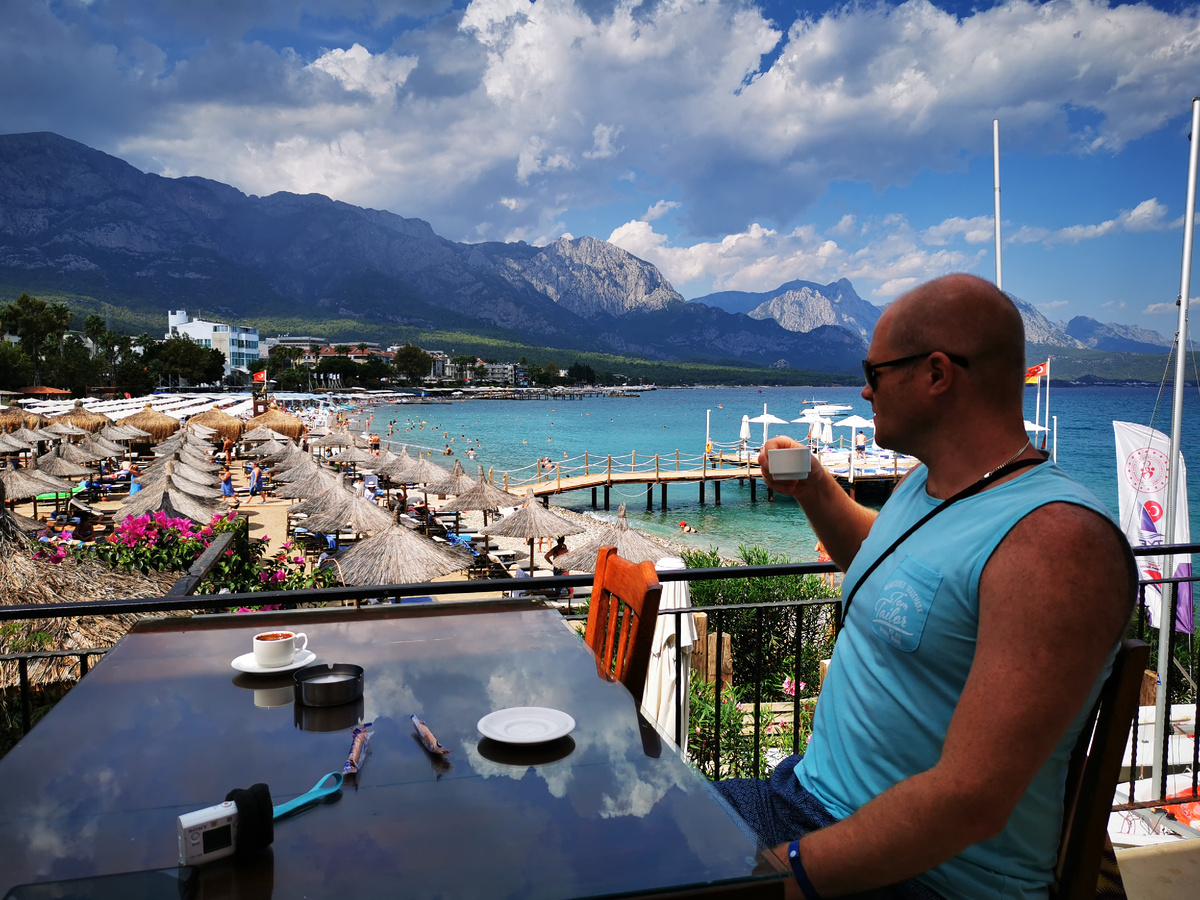 Утренний кофе с одним из лучших видов