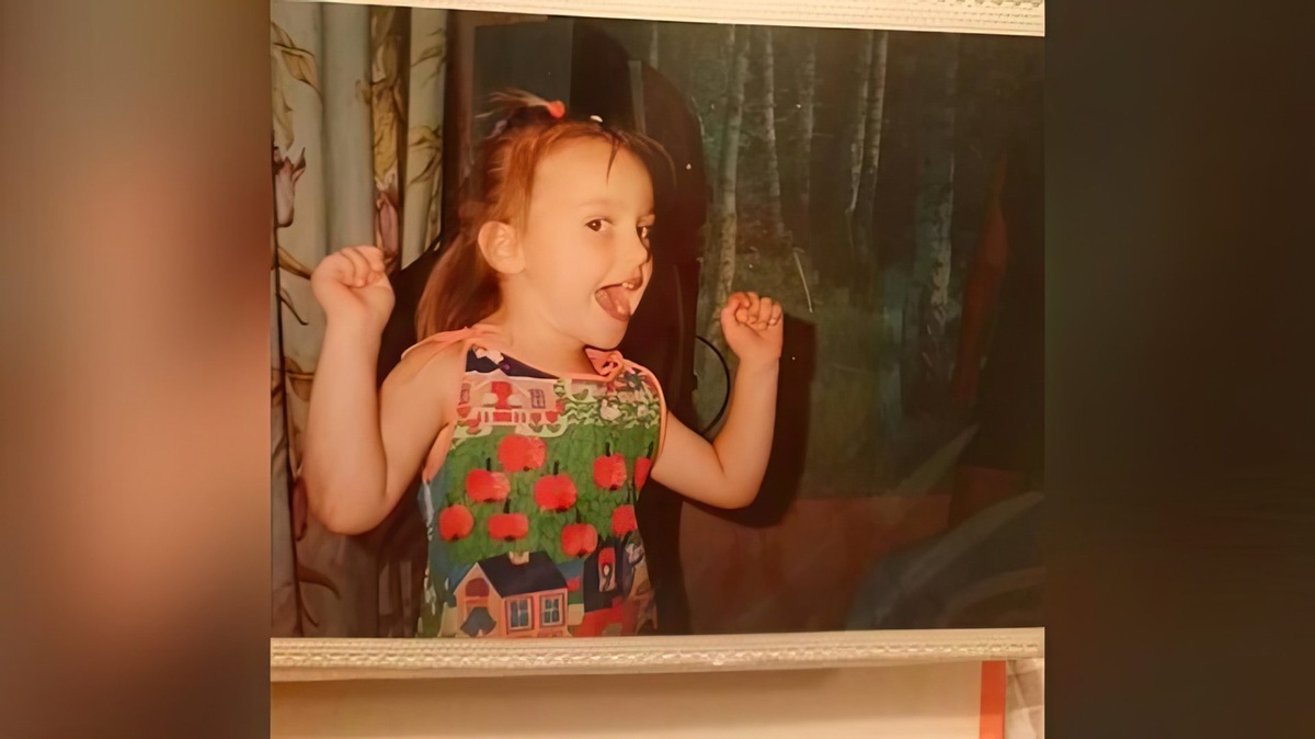    Александра Дроздова в детстве