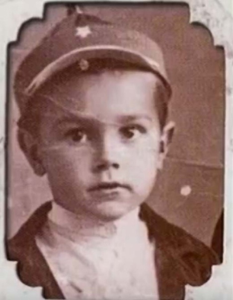 Маленький Паша Луспекаев.