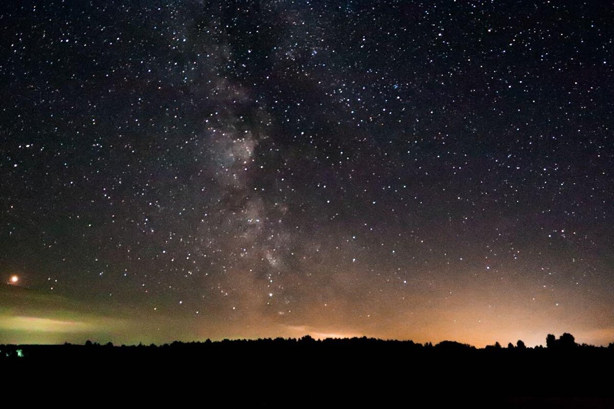 Самое тёмное время - перед рассветом. Фото Д. Сунгатуллиной.