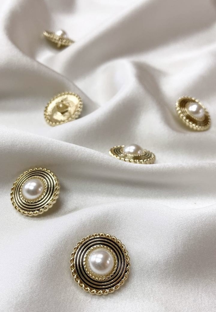 Диаметр: 20 мм.